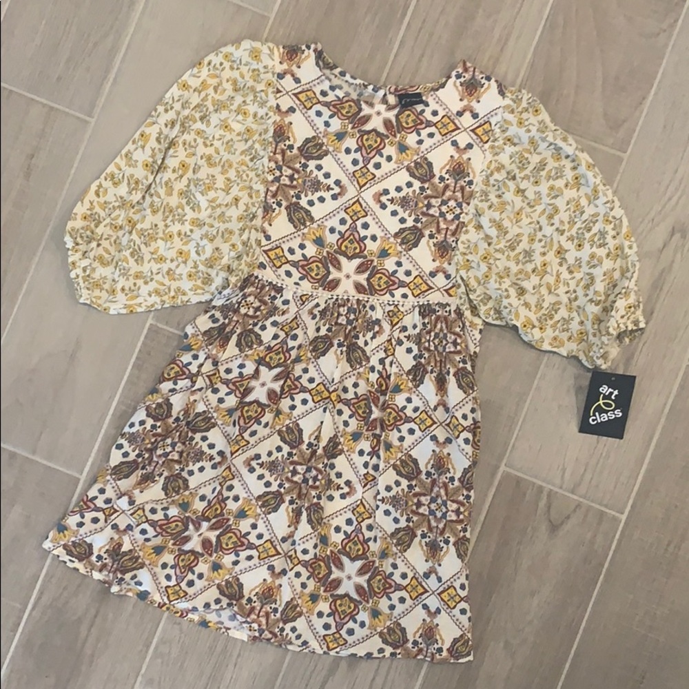 Girls dress